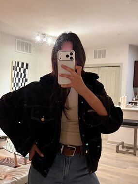 VERSACE fur trim denim jacket✨✨